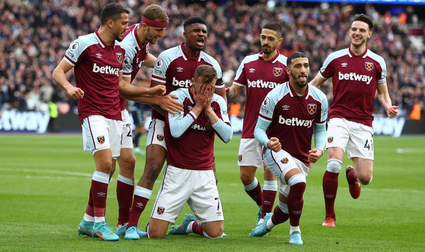 范晓冬：亚泰不破不立需要重建，最适合的人选是杜震宇